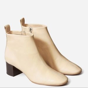 Everlane ecru boots (brand new)